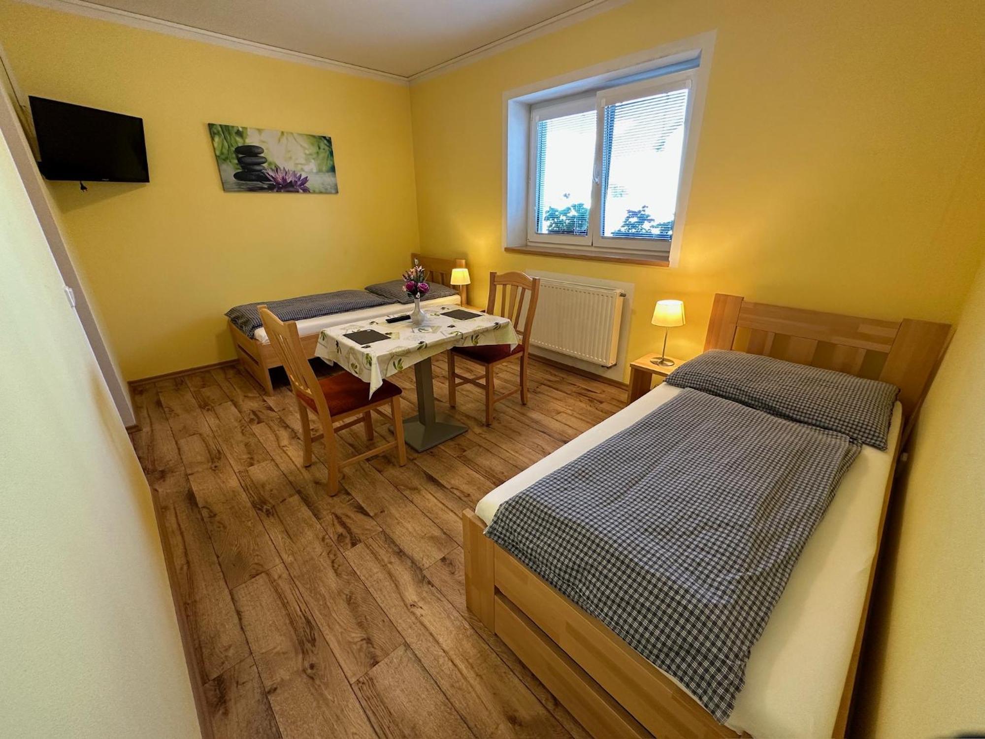 Pension Mijami Dolní Bukovsko Exteriör bild